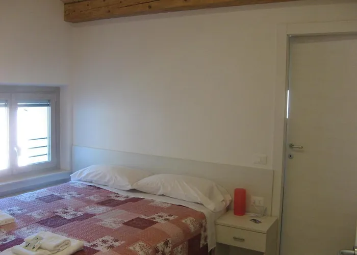 Affitta Casa Vittoria Pensión